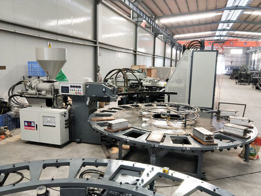 Роторная пластиковая отливая в форму обувь делая машину, обувает единственную отливая в форму машину